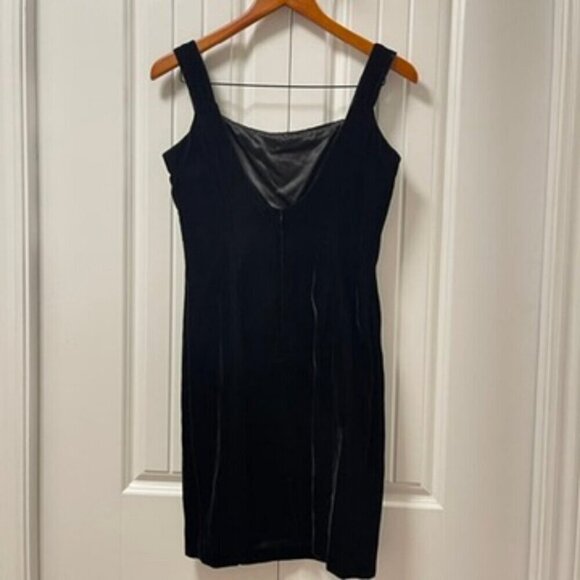 Scott McClintock Sleeveless Velvet Dress Black – 10P - Picture 5 of 12